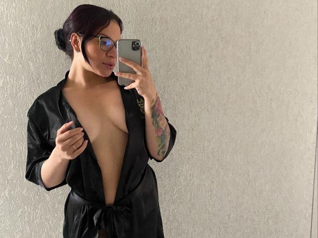 KatalinaJohnson - сексуальная веб-камера в реальном времени - 16942798