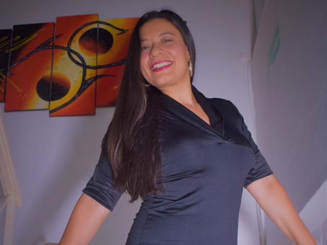 MiaCallie - Sexe cam en vivo - 16950998