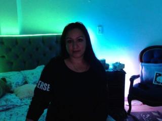 LucianaDiiaz69 - Live porn &amp; sex cam - 16952518