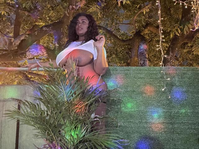 ShannonVega - Live sex cam - 16952630