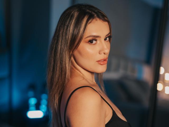 MartinaRojas - Live Sex Cam - 16969342