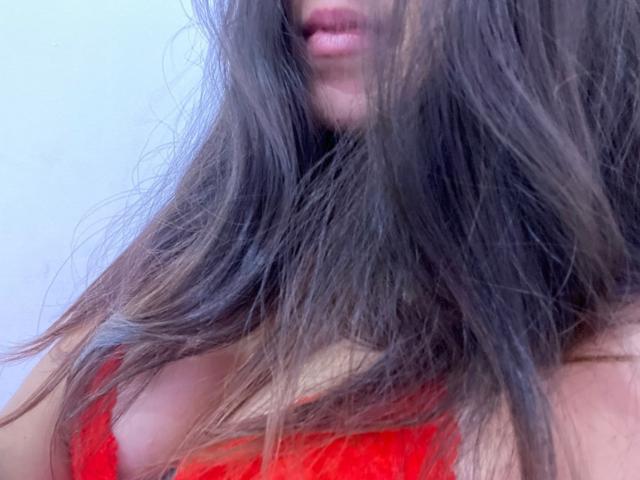 JuliaGarciax - Live porn &amp; sex cam - 16976578