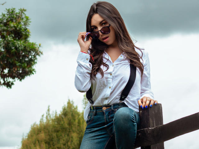 MiaReed - Live sex cam - 16986354