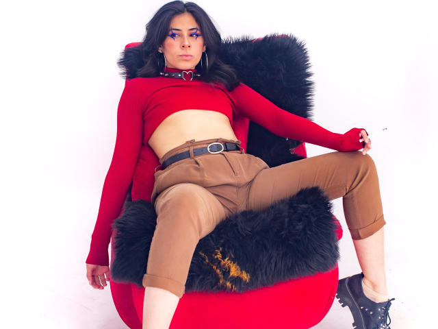 SaraFoxys - Live sex cam - 16987550