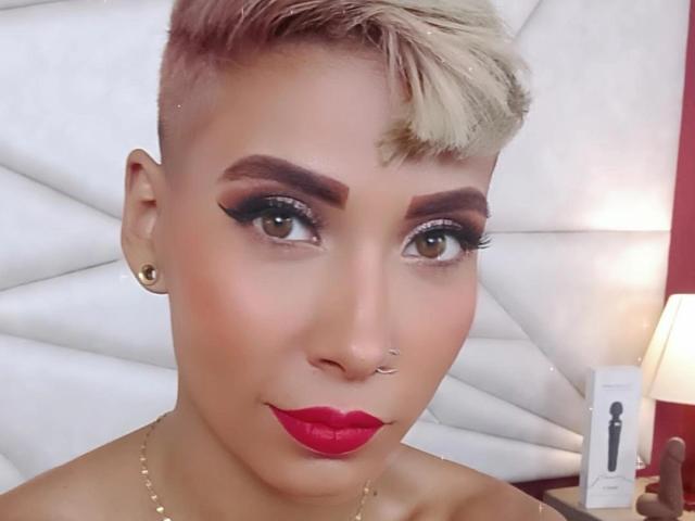 GabyCollins - Live sex cam - 16988614