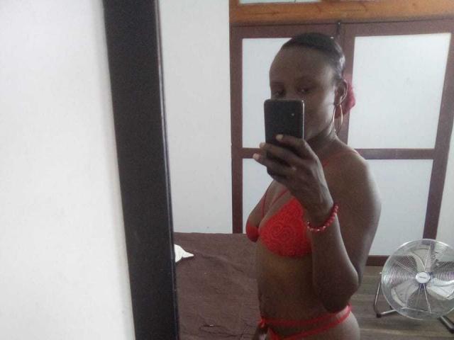 KeniaDiallo - Live sex cam - 16992046