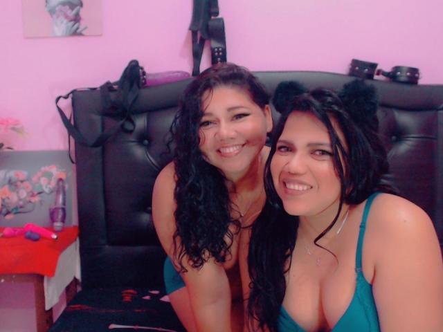 TiffanyAndLucia - Live sex cam - 16997770