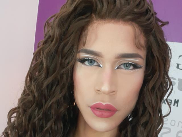 Aliana69 - Live sex cam - 17015518