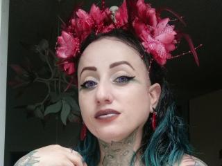 ErzebethGod - Live porn & sex cam - 17017654