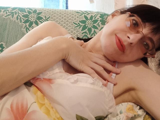 DiamondLeona - Live sex cam - 17018886