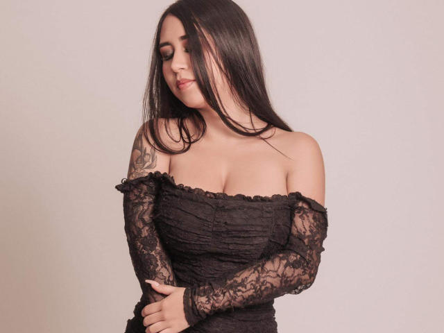 AlejandraPerez69 - Live Sex Cam - 17019346