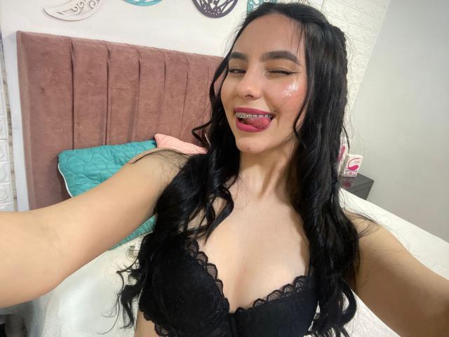 MollyZu - Live sex cam - 17026930