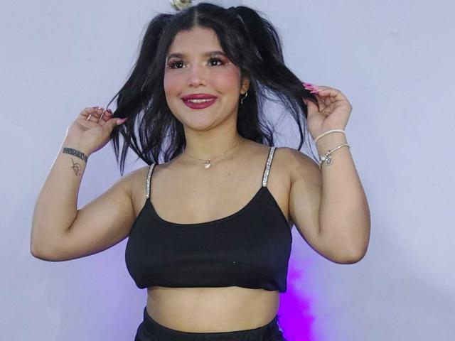 AvrilThomas - Live sex cam - 17031122