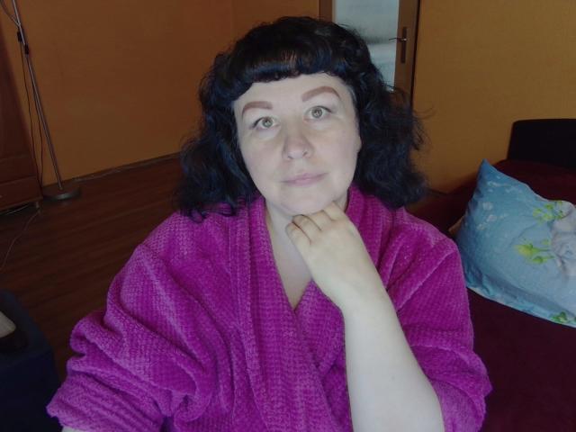 ErinSmart - Live sex cam - 17042310