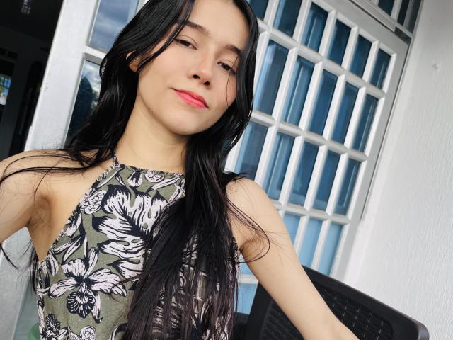 DeisyWest - Live porn &amp; sex cam - 17042402