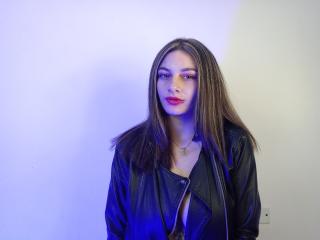 AtheneaRossi - Live porn & sex cam - 17055670