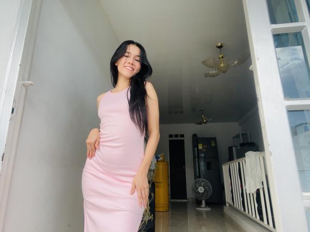 DeisyWest - Live sex cam - 17061766