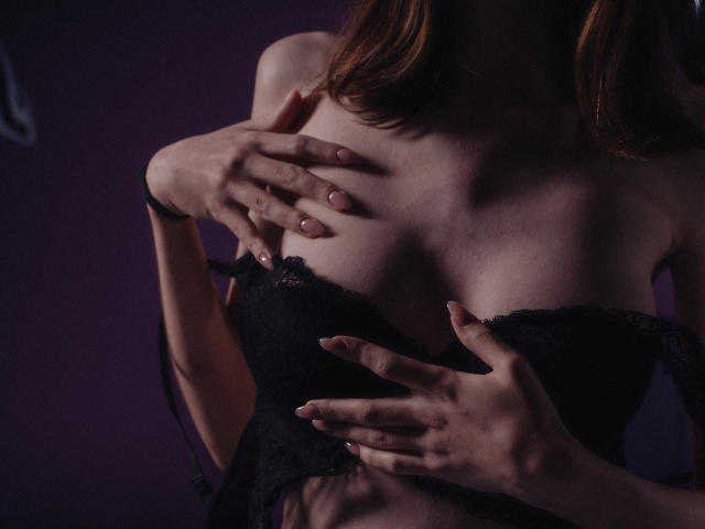 AllieHazie - Live sex cam - 17068558