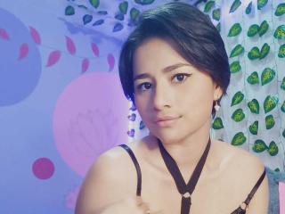 MartinnaSimone - Live Sex Cam - 17069698