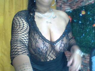 MichelleBrito - Live sex cam - 17072526