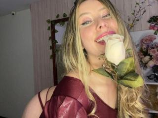 JanneLowry - Live sex cam - 17079374