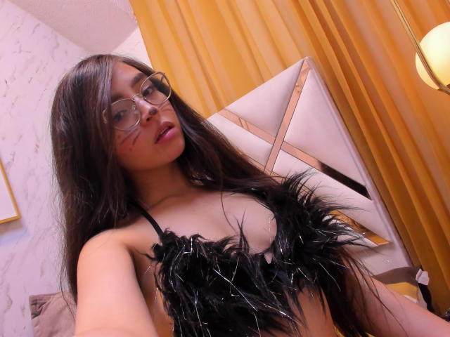 EvaMcAllister - Live sex cam - 17082778