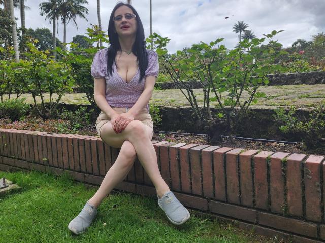 AlanaMoneth - Live sex cam - 17083658
