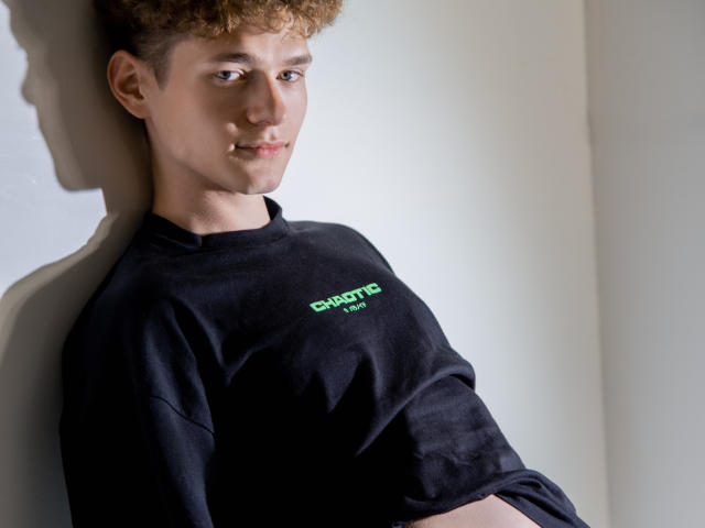 DanyDavis - Live sex cam - 17085082