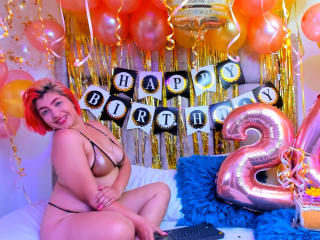 CharlizeAddams - Live sex cam - 17089566