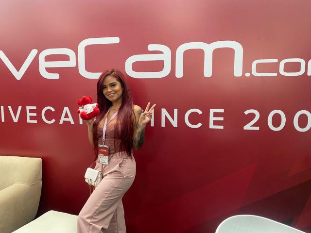 MajoJones - Live porn &amp; sex cam - 17091114