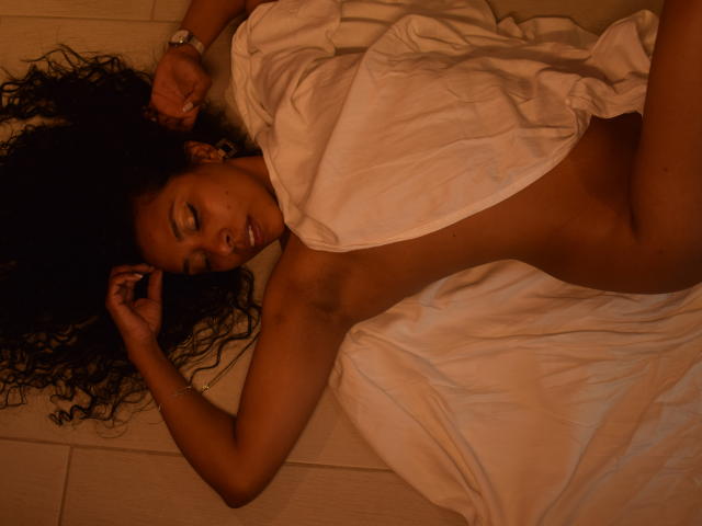 JanEvans - Live porn &amp; sex cam - 17112142