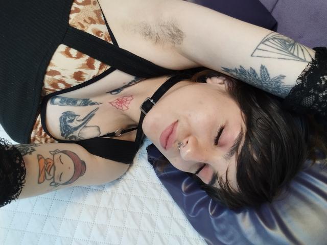 AmySpider - Live Sex Cam - 17125598