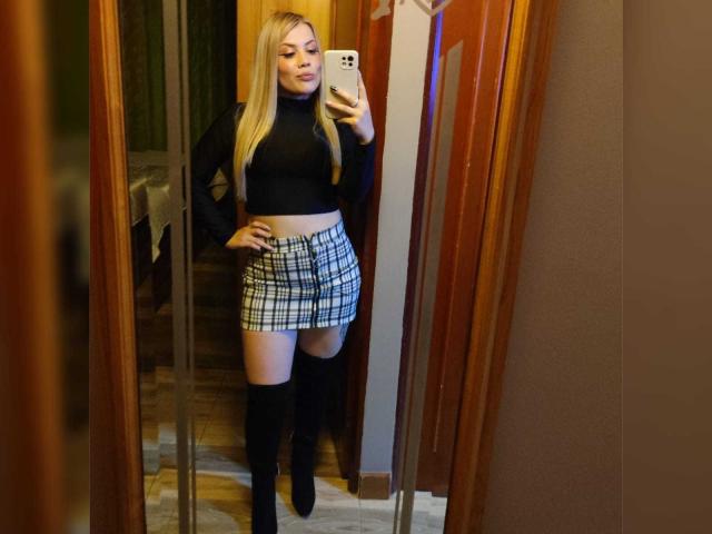 MajoSoler - Live sexe cam - 17130046