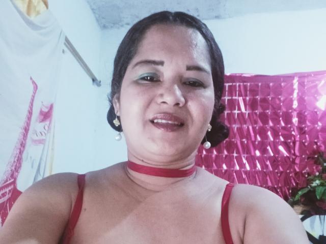 SexyMaduraDirty - Live sex cam - 17133110