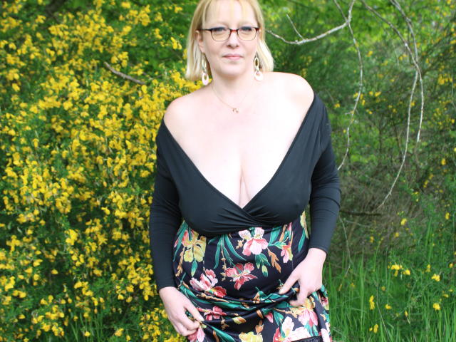 EleanaRose - Sexe cam en vivo - 17136962