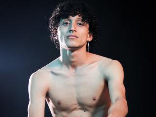 BlazRusso - Live porn &amp; sex cam - 17169822