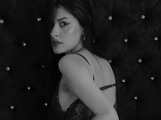 SophieLamis - Live sexe cam - 17175462