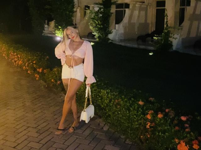 AnaArenas - Live porn &amp; sex cam - 17176602