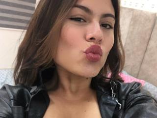 NahomyGarcia - Live porn &amp; sex cam - 17183926