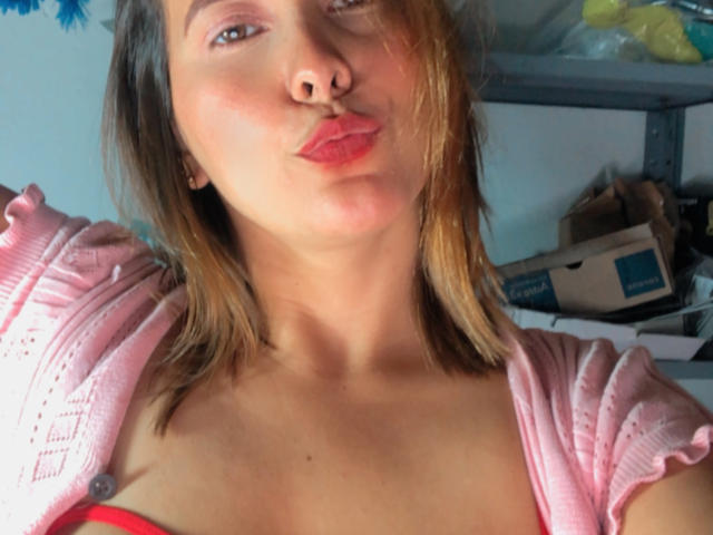 SaritaVelez - Sexe cam en vivo - 17223726