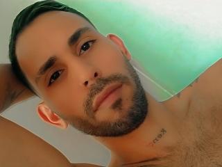 Kenneth - Live sex cam - 17227126