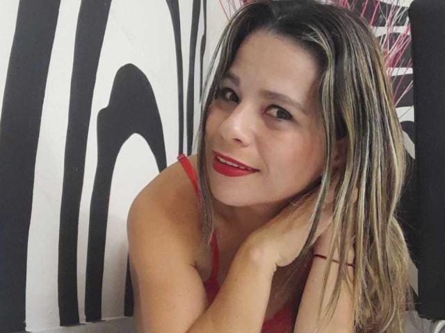 KarolJonson - Live sex cam - 17236794