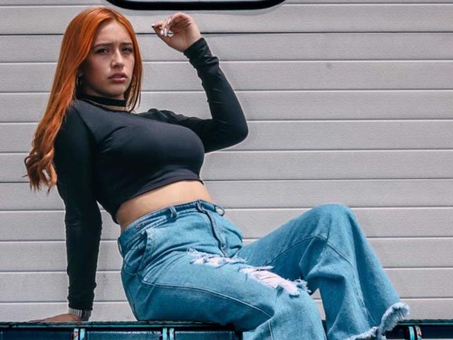 IsabellaCoween - Camera khiêu dâm &amp; quyến rũ trực tiếp - 17240954