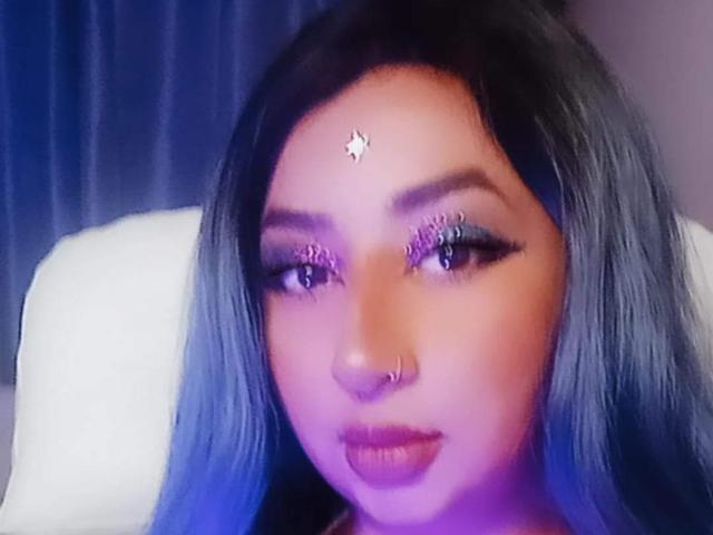 EllieSnow - Live Sex Cam - 17243246