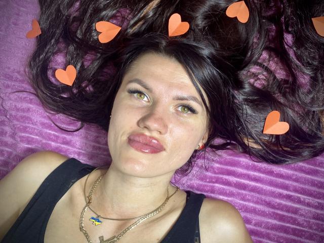 MilaLoona - Sexe cam en vivo - 17250406