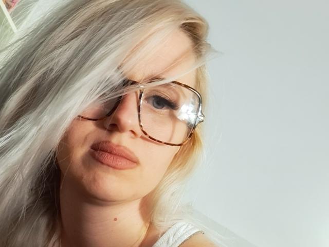 ValeOana - Live sex cam - 17252094