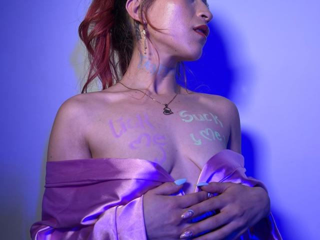ZoeValeriius - Live sex cam - 17255050