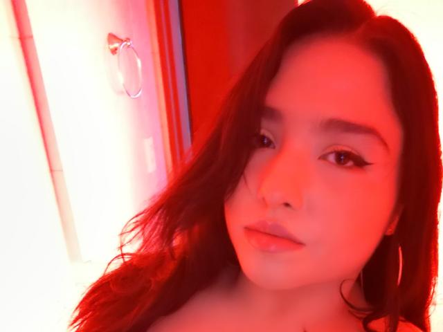 EmilyScoott - Live porn &amp; sex cam - 17265970