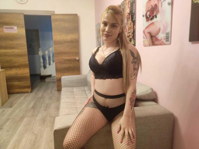 MajoSoler - Live sex cam - 17274798