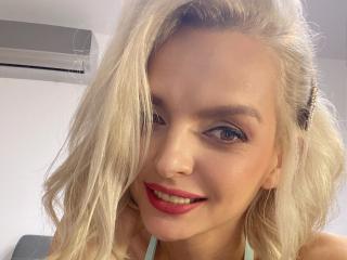 DouceAmelia - Live sex cam - 17275246